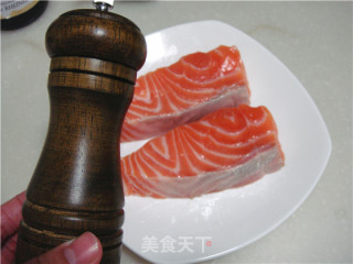 柠香煎三文鱼的做法步骤：4