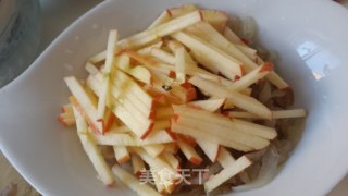 海蜇拌苹果丝的做法步骤：6