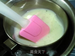 香草慕斯蛋糕的做法步骤：8