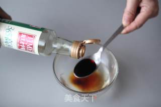 白灼芥蓝的做法步骤：1