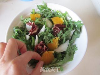 火腿茼蒿水果酸奶沙拉的做法步骤：5