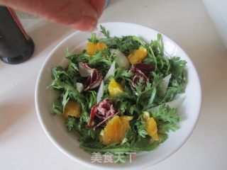 火腿茼蒿水果酸奶沙拉的做法步骤：7