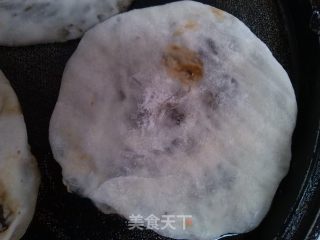 梅菜扣肉饼的做法步骤：8