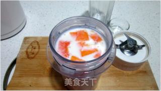 木瓜牛奶的做法步骤：2