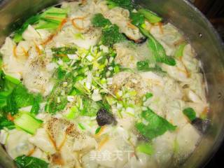 海鲜馄饨的做法步骤：16