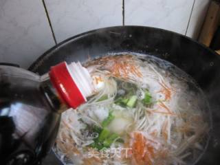 芦笋鸡蛋面的做法步骤：5