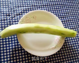 蜂蜜瓜条的做法步骤：1