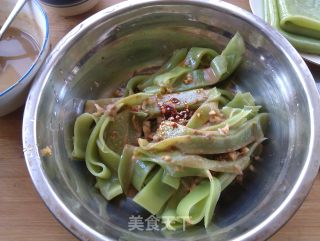 翡翠凉皮的做法步骤：17