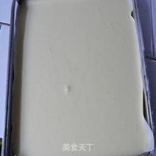 【黄桃戚风卷】----------阳光三月，郊外踏春时携带的甜品的做法步骤：8