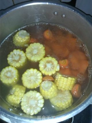 龙骨玉米汤的做法步骤：5