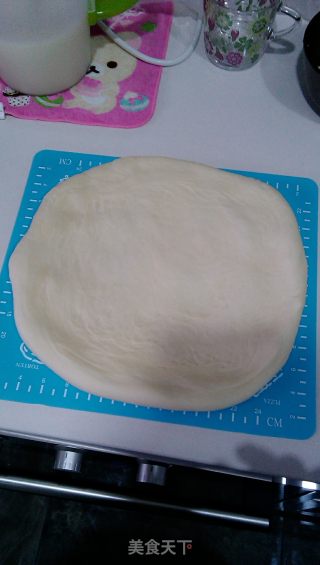 鲜蔬火腿披萨的做法步骤：4