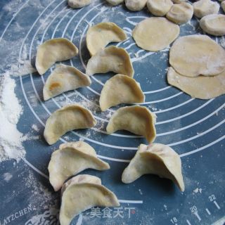 南瓜面饺子的做法步骤：8