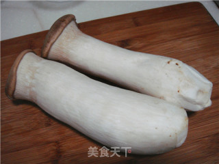 红烧杏鲍菇的做法步骤：2