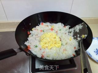 扬州炒饭家庭版的做法步骤：4