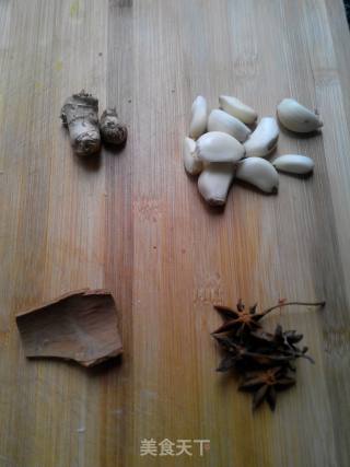 香菇伴鸡的做法步骤：3