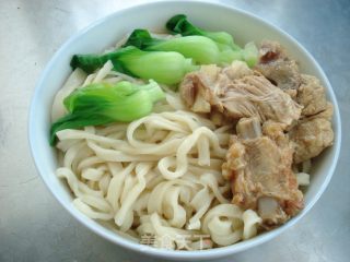 排骨面的做法步骤：5