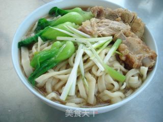 排骨面的做法步骤：6