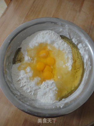 自制无添加【蛋黄小酥饼】的做法步骤：1
