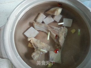 腌笃鲜的做法步骤：2