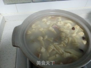 腌笃鲜的做法步骤：4