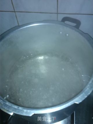 水煮白菜肉饺的做法步骤：7