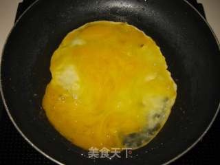 鸡蛋木耳炒饭的做法步骤：2