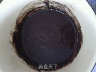 爆浆巧克力凹蛋糕的做法步骤：2