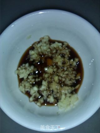 自制蒜油汁的做法步骤：2