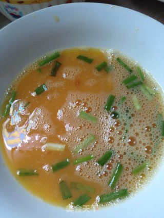 番茄炒蛋的做法步骤：2
