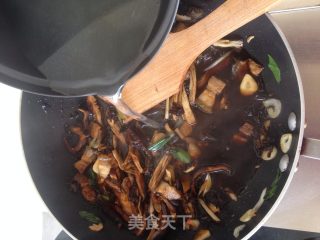 打卤面的做法步骤：11