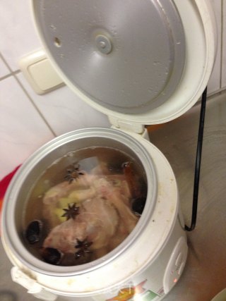 越南传统小吃~鸡汤河粉的做法步骤：3