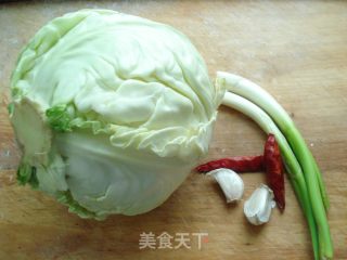 酸辣手撕包菜的做法步骤：1