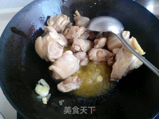 鸡腿炖土豆的做法步骤：4