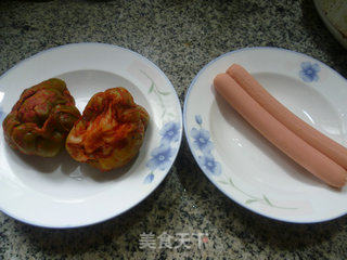 火腿肠炒榨菜的做法步骤：1