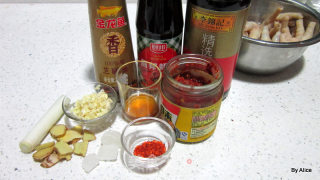 美容又解馋的凉拌鸡爪的做法步骤：4