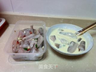 椒盐九尾鱼的做法步骤：4