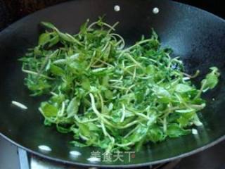清炒水香菜的做法步骤：4