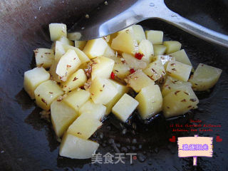 孜然土豆的做法步骤：6