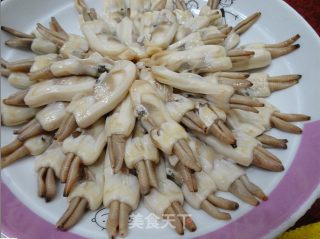 豆豉蒸活蛏的做法步骤：2