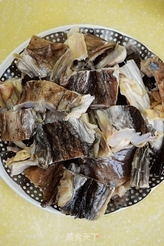 【蒸安康鱼干】----劲道耐嚼的风干鱼的做法步骤：3