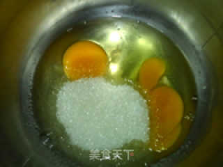 全蛋海绵蛋糕的做法步骤：2