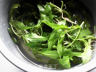 荠菜土豆泥的做法步骤：3
