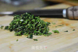 香椿蛋饼的做法步骤：2