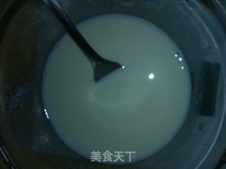 苏打饼的做法步骤：1