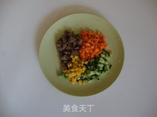 番茄酱炒饭的做法步骤：1