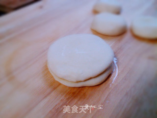 烫面牛肉卷的做法步骤：3