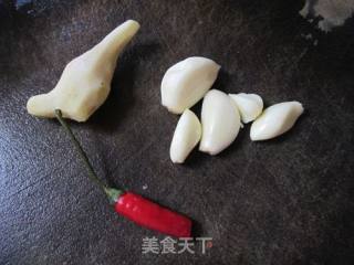 咸菜炒花蚬的做法步骤：6