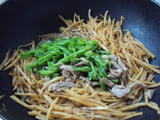 青椒土豆丝的做法步骤：7