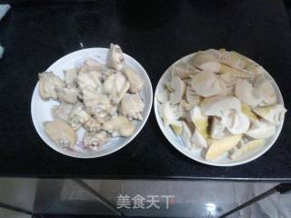 春笋剁椒酿鸡翅的做法步骤：1