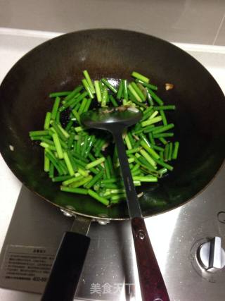 蒜台炒肉的做法步骤：6
